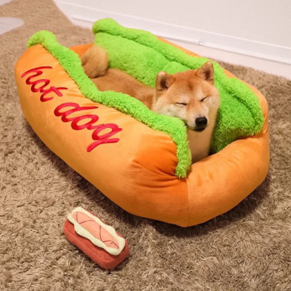 DogDelícia Conforto: Cama para Cães Estilo Hot Dog para Pets - Aconchegante e Lavável - Amor PetShop